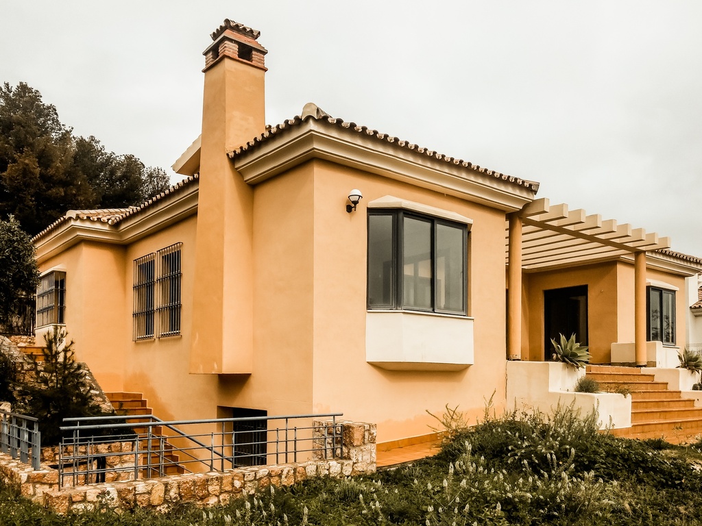 Reforma y Ampliación de vivienda en Pinares | Málaga