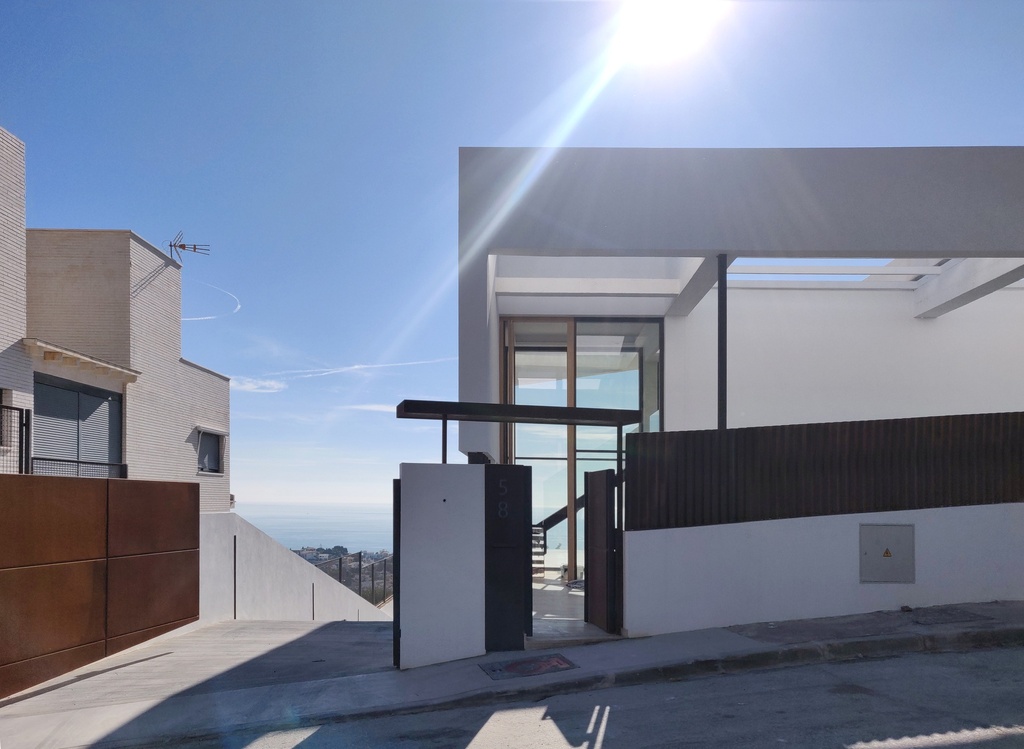 Vivienda Unifamiliar en Pinares | Málaga